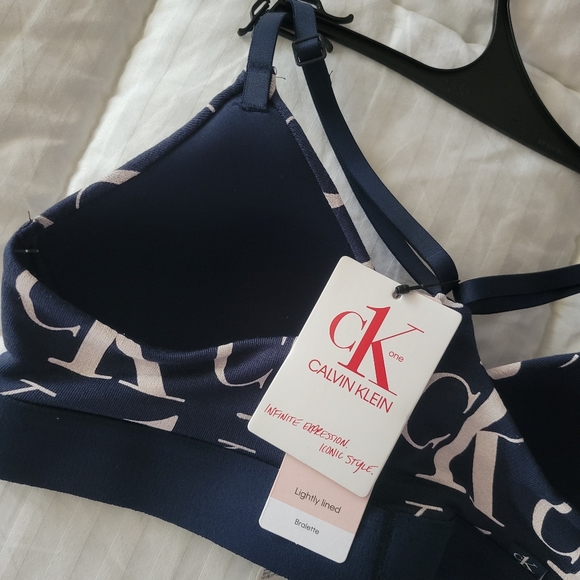 CALVIN KLEIN BRAND NEW BRALETTE SIZE S - Picture 8 of 8